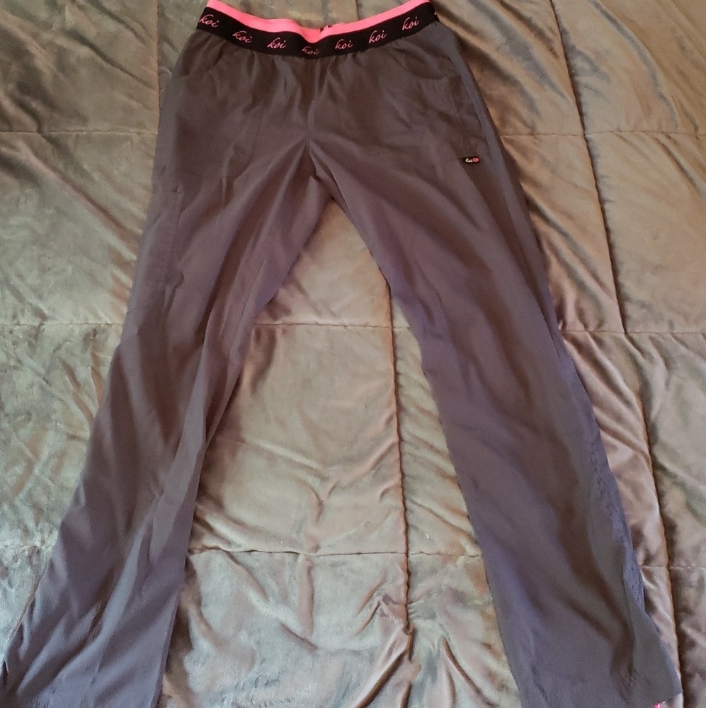 Scrub pants